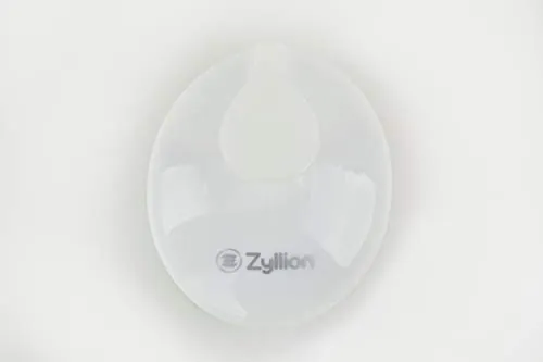 Zyllion Shampoo Brush Review: Scalp Cleansing and Value image 4
