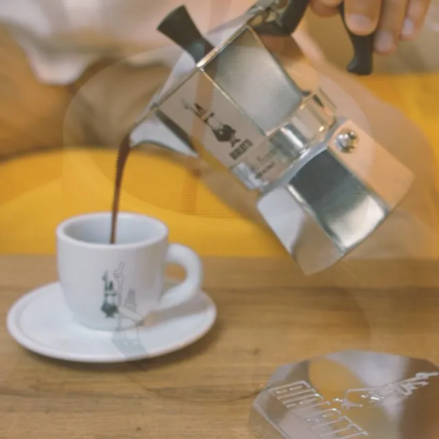 Bialetti Rainbow 3 Cup Moka Pot Review image 5