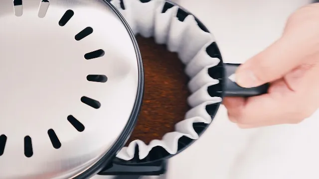 Bonavita BV1901TS Review: 8-Cup Drip Coffee Maker image 8
