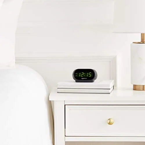 Amazon Basics Small Digital Alarm Clock Review image 8