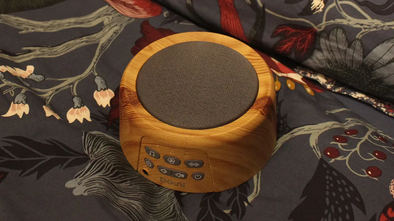 Douni Sleep Sound Machine Review: White Noise and Sleep image 7