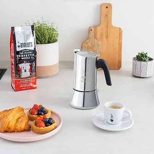 Bialetti Venus 6-Cup Review: Induction Moka Pot image 6