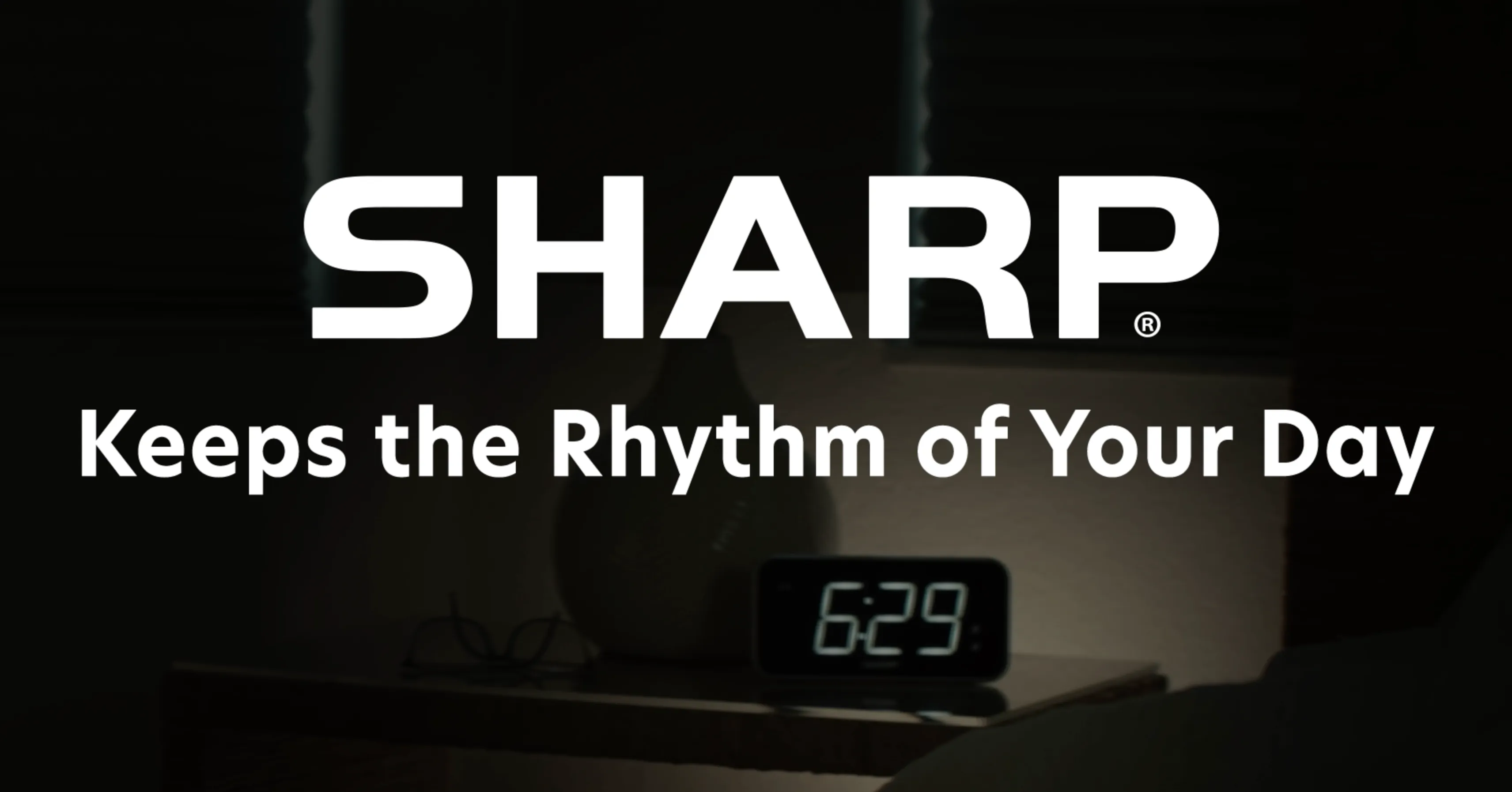 Sharp Digital Alarm Clock Review: Simple Bedroom Use image 8