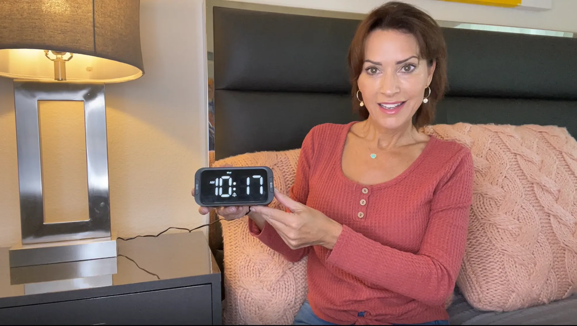 Odokee Digital Dual Alarm Clock Review for Bedroom Use image 7